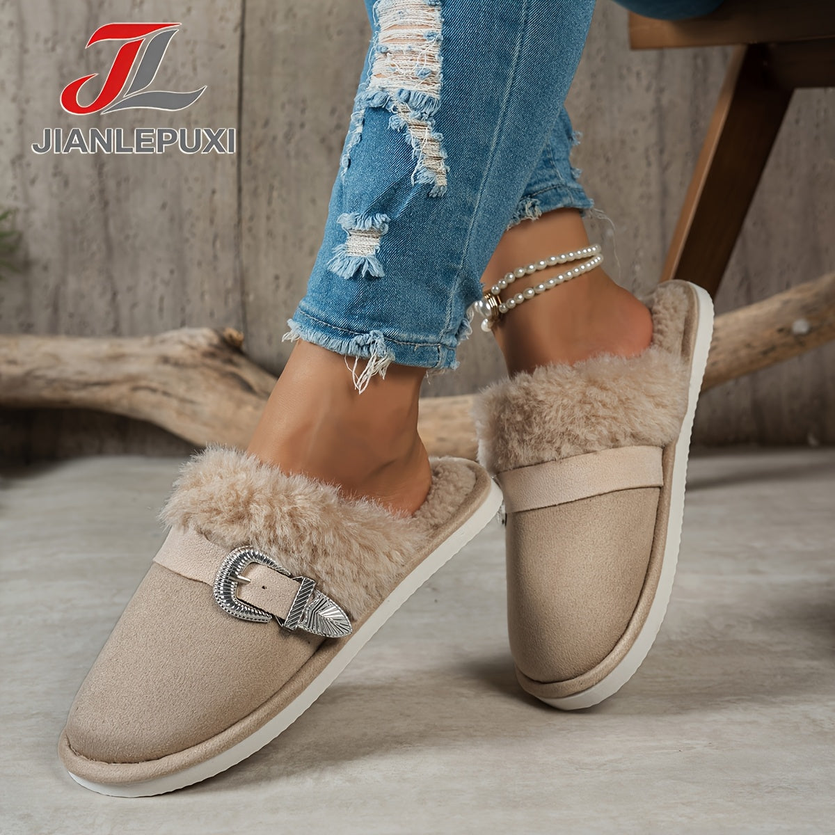 Unisex Plush-Lined Buckle House Slippers – Silent and Comfortable