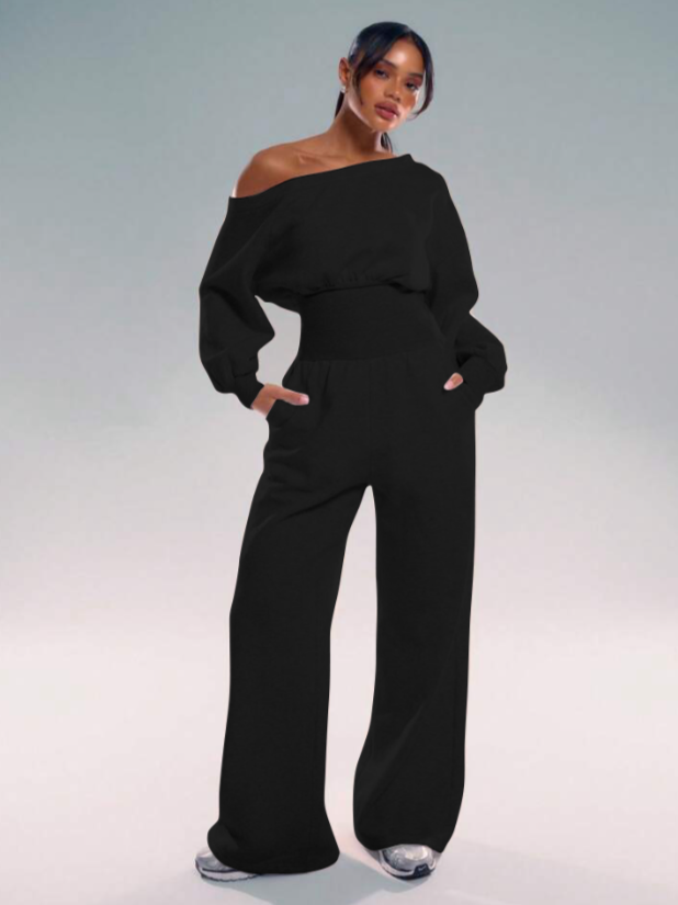 Comfy Wide-Leg Jumpsuit with Shoulder Jogger Style