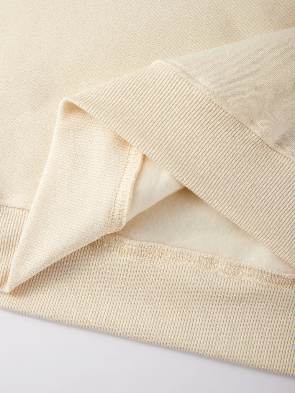 Round-neck Comfortable and Soft Pullover Sweater