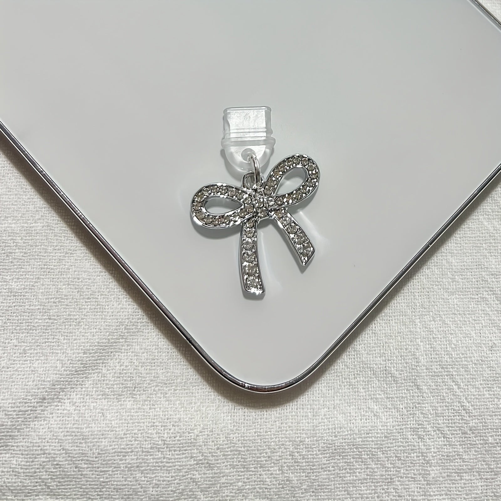Charm Bowknot Phone Pendant Dust Plug – Universal Metal Phone Decoration for iPhone, Type‑C and Android Devices