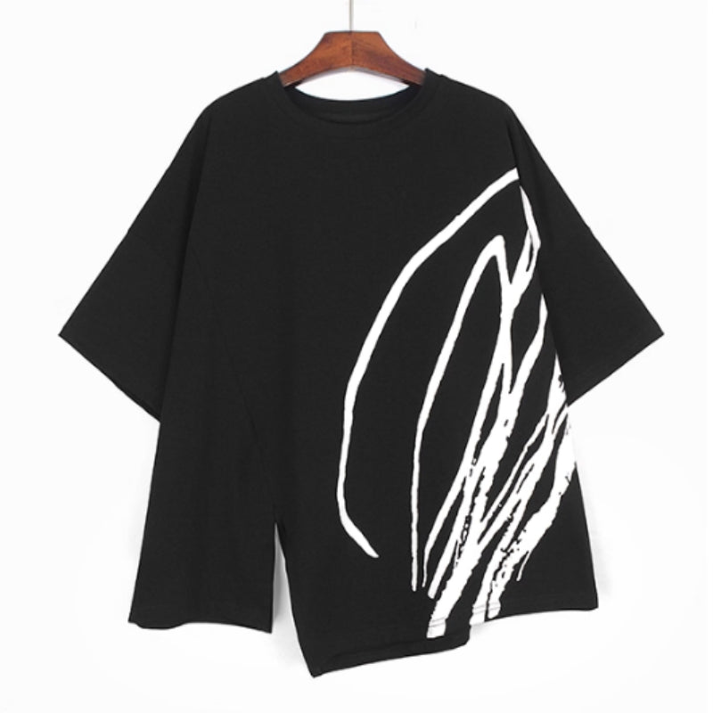 Graffiti Print Loose Fit Women's Short Sleeve Tee – Casual & Trendy