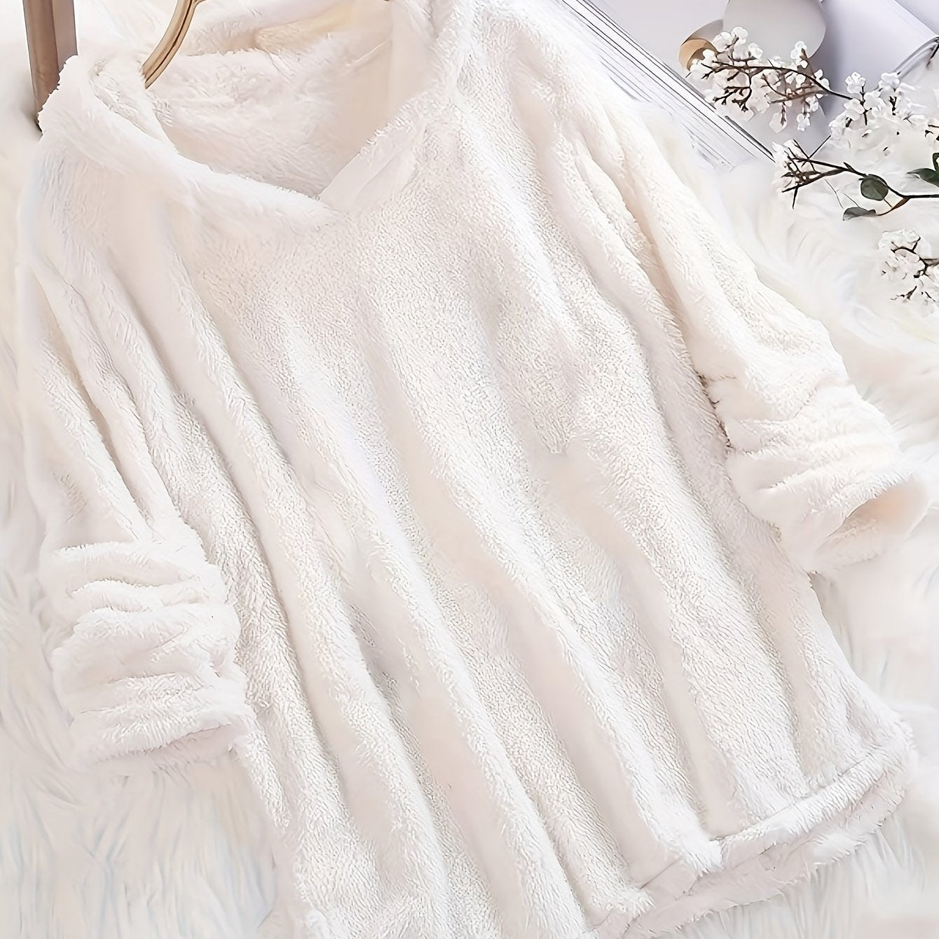 Plus Size Women's Solid Color Long Sleeve Hooded Fleece-Lined Plush Sweatshirt