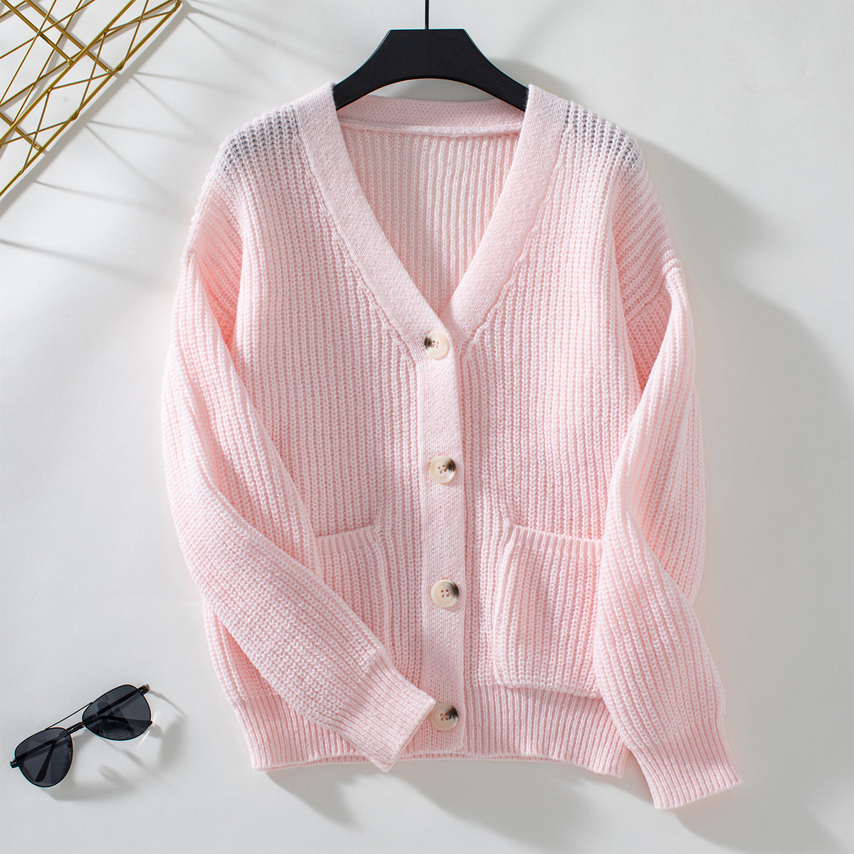 European and American Autumn and Winter New Women's Knitwear V-neck Single Breasted Sweater