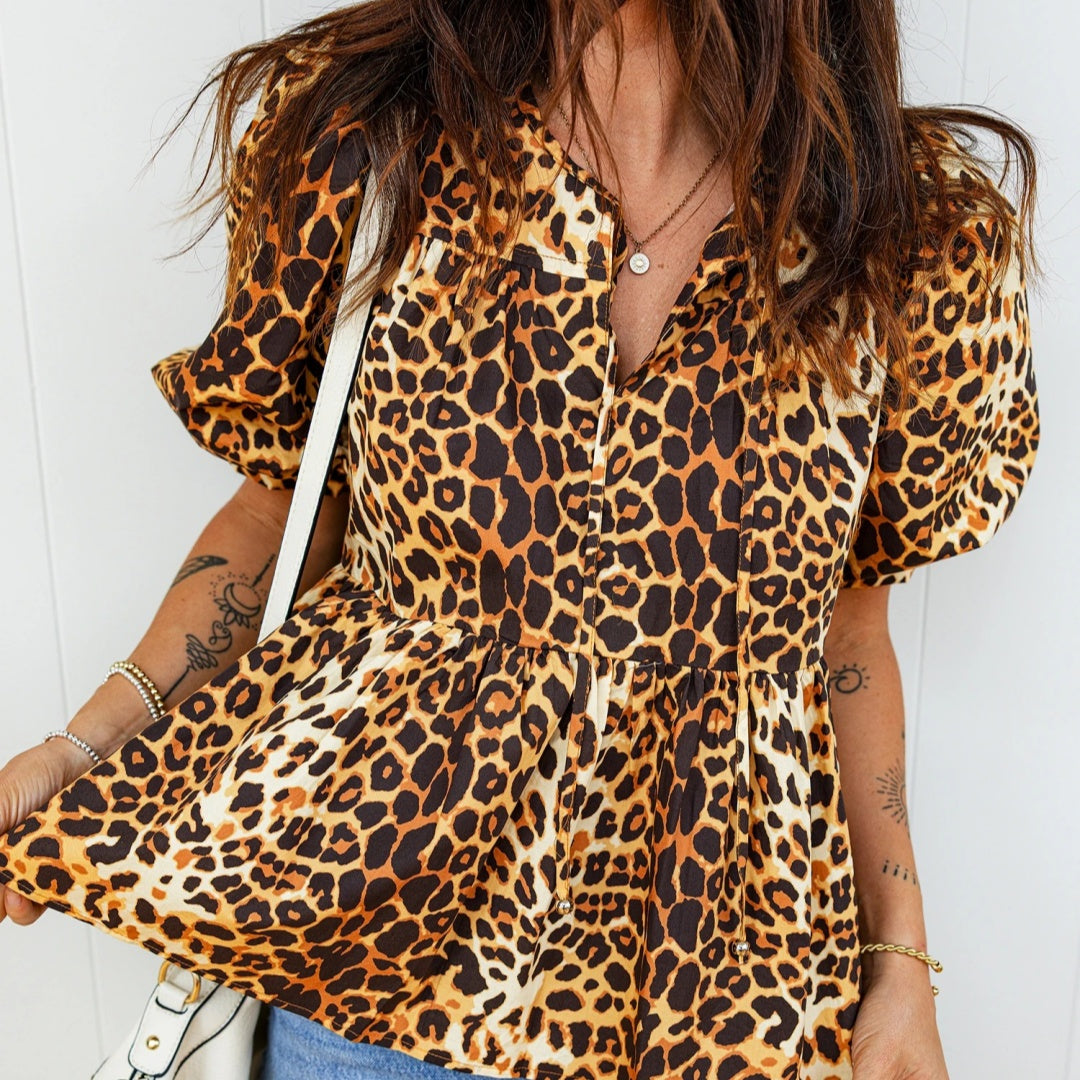 Leopard Print Loose-Fit Short Sleeve Top – Casual Chic