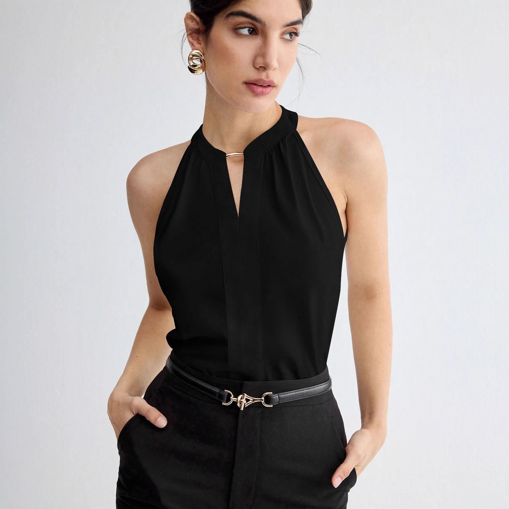 Elegant Sleeveless Halter Top – Versatile Workwear & Commute Fashion