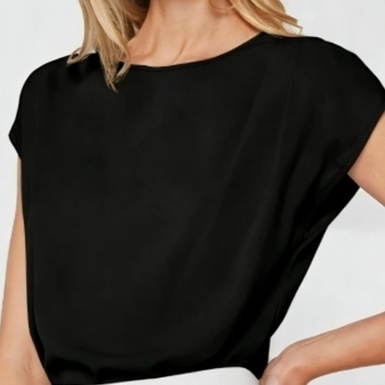 Backless V-Neck Short Sleeve Top – Chic, Comfortable, Versatile