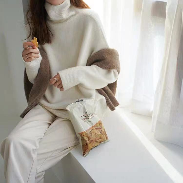 New Relaxed-fit Korean-style Cozy Knit Sweater with a High Neck
