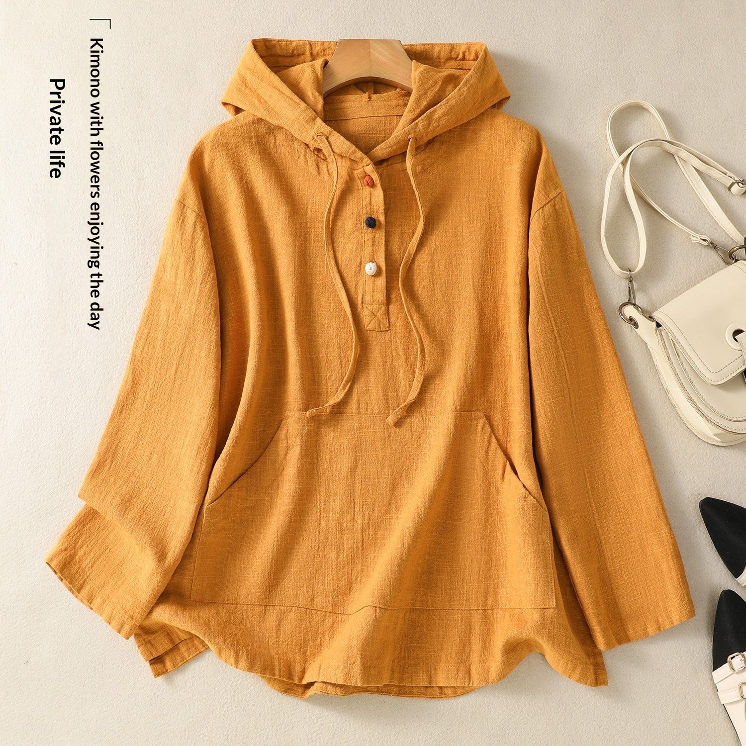 Retro Long-Sleeve Hoodie – Slim Fit, Elegant Urban Pullover