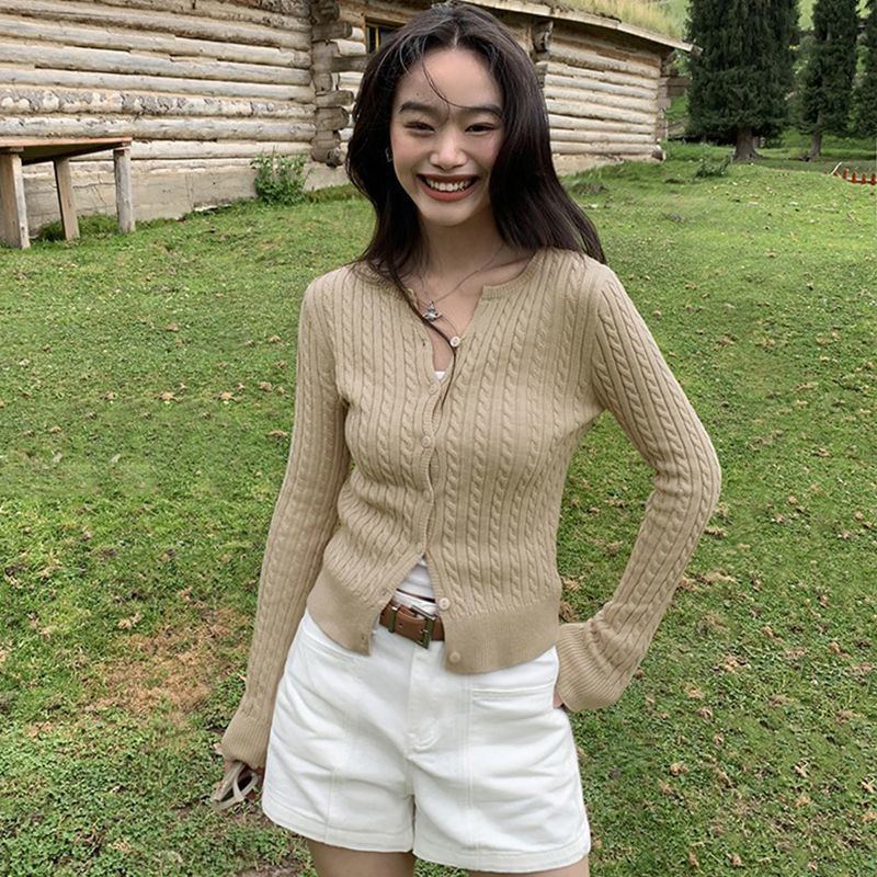 Solid-color Versatile Round-neck Cable-knit Cardigan