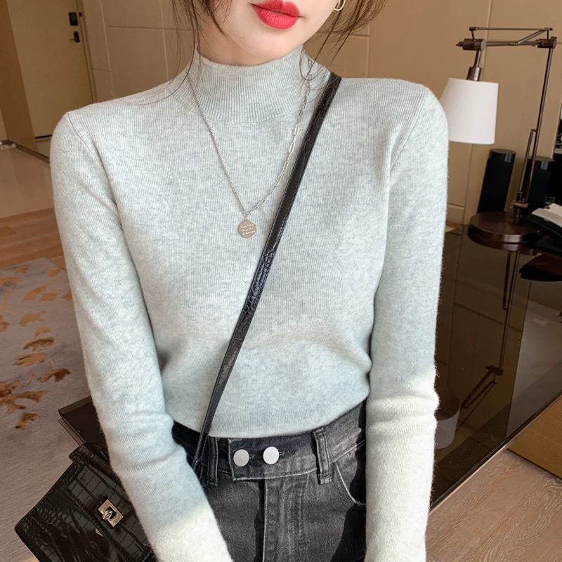 Womens Solid-color Casual Mock-neck Sweater