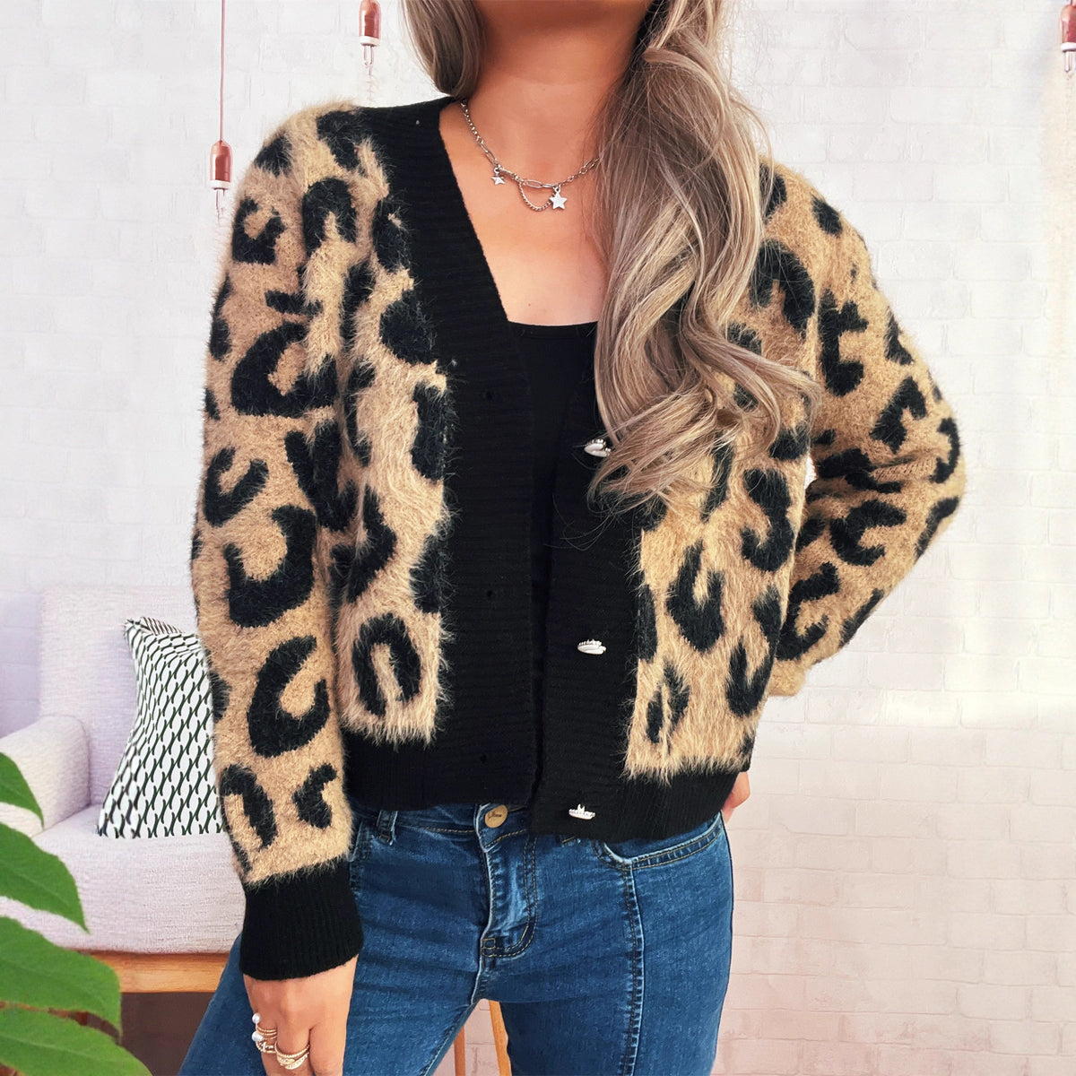 Thick Leopard Print Sexy V-neck Short Single-breasted Sweater