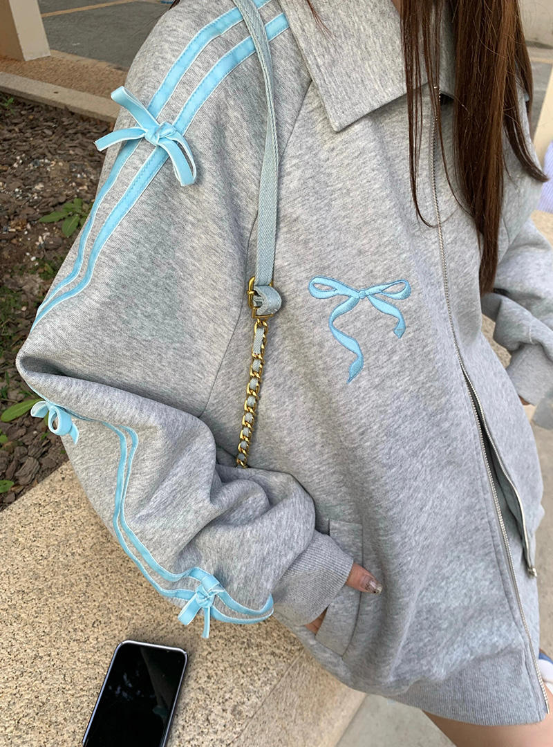 Plush Thickened Zip Hoodie with Warm Inner Lining
