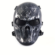 Skull Mask – Black and White Camouflage, Shock‑Absorbing Design, Ventilation Holes, Adjustable Strap