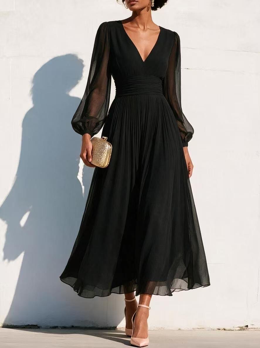 Fitted-waist Figure-flattering Pleated Dress