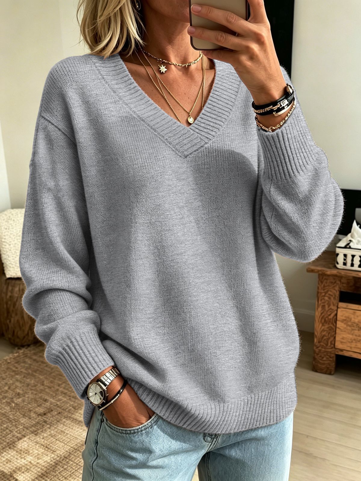 Everyday Casual Springautumn V-neck Sweater
