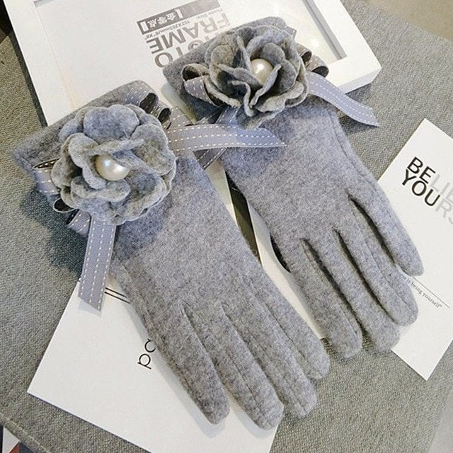 Warm Five-Finger Bow Gloves for Women