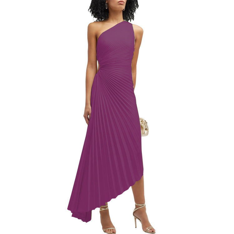 One-shoulder Pleated Irregular Dress in a New Light-colored Palette