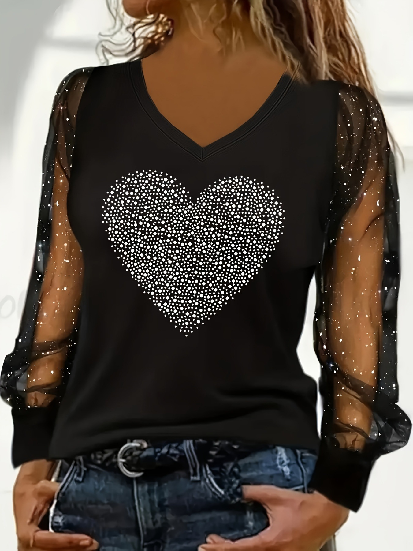 Sparkling Rhinestone Heart Long Sleeve Mesh Top – Chic V‑Neck Tee