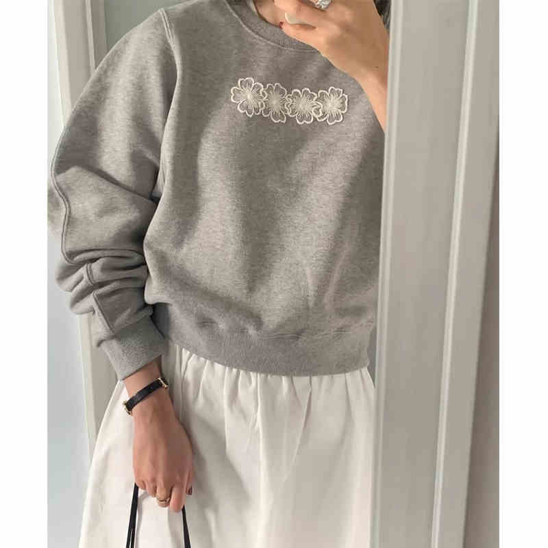 Floral Embroidered Long Sleeve Pullover Hoodie