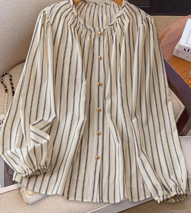 Women's French Striped Smoked Round Neck Bubble Sleeves