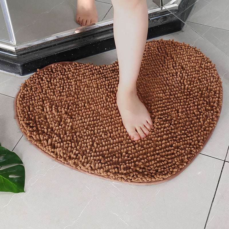 Chenille Bath Mat - Water Absorbent Non-Slip Heart Shaped Floor Rug