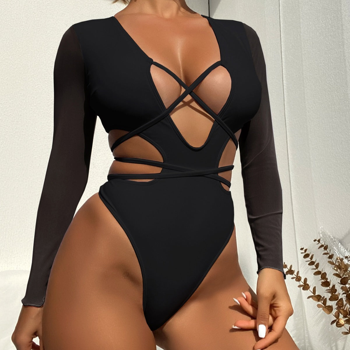 Women's Solid Long-Sleeve One-Piece Swimsuit