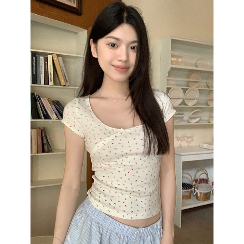 Floral Bow Short-Sleeve Scoop Neck Tee