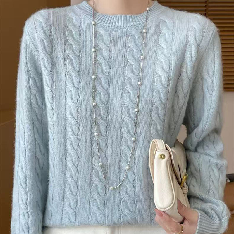Loose and Sweet Cable-knit Crewneck Sweater