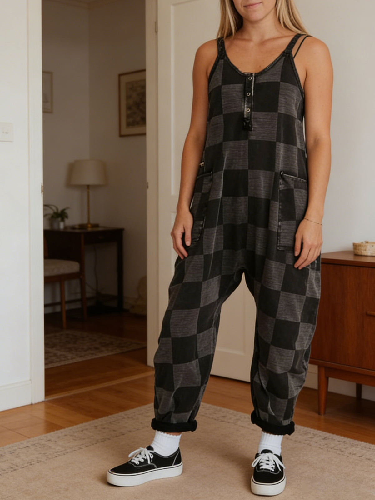 New Women's Plaid Print Jumpsuit With Large Pockets, Halter Neck, Open Back, Loose Fit. Machine Washable And Suitable For Everyday Wear.