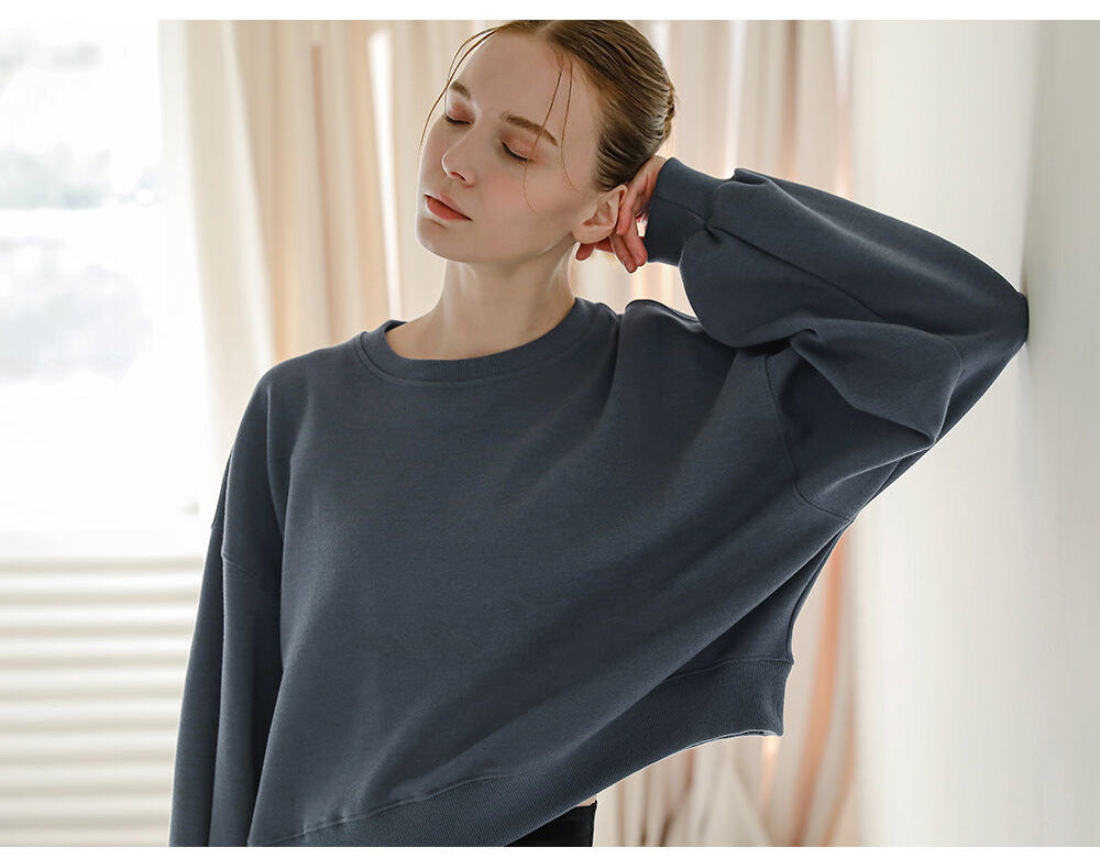 Women's Casual Long Sleeve Round Neck Cropped Sweater