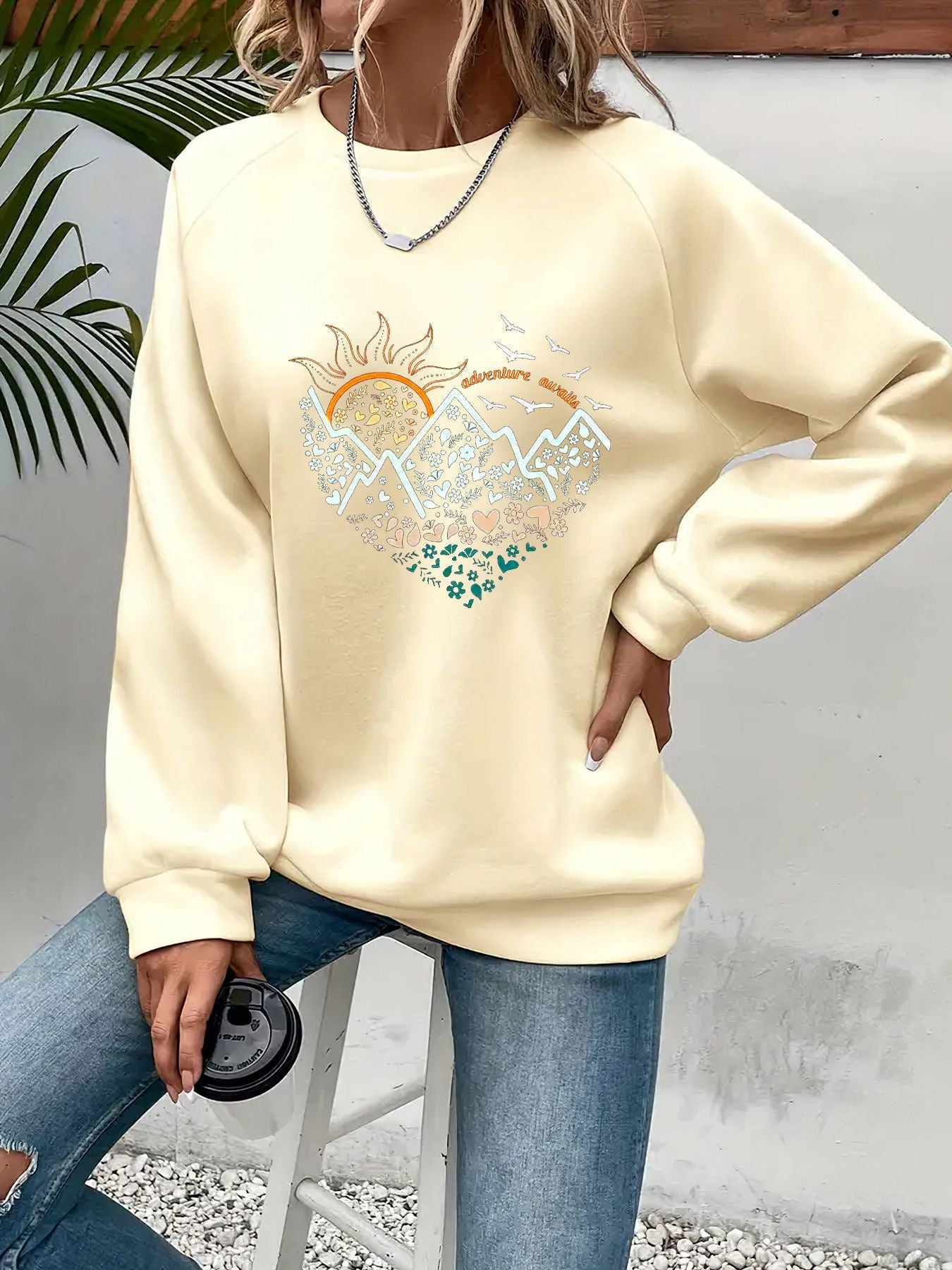Women's Cute Heart Print Pullover Sweatshirt