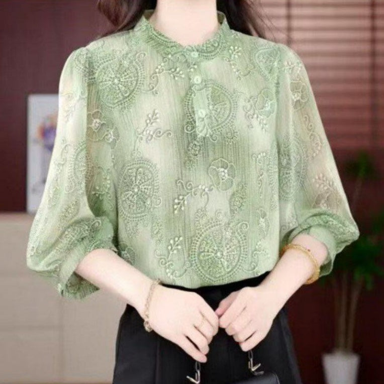 Women's Floral Summer Shirt, Loose-Fit Fashionable Crew-Neck Top