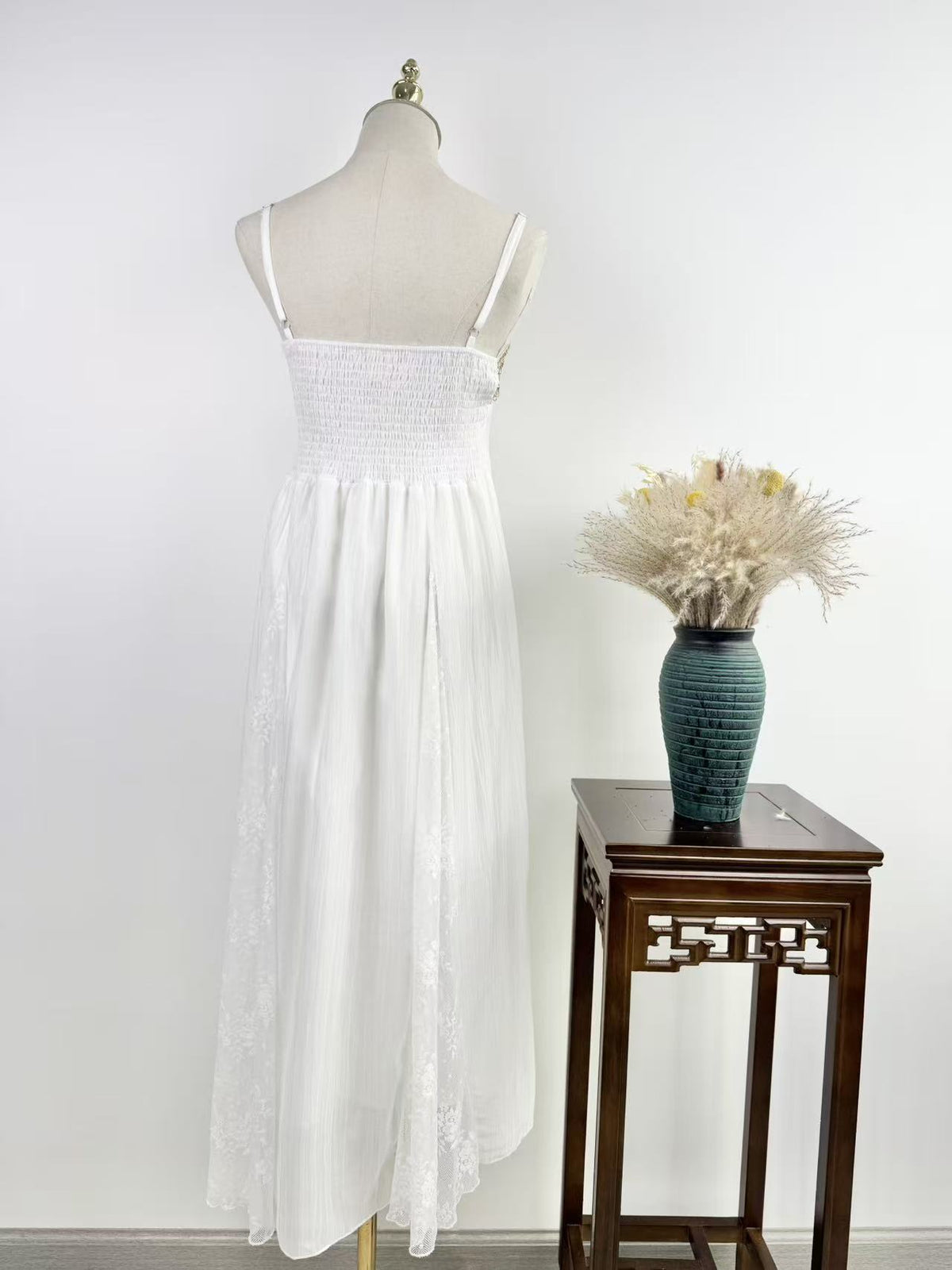 Women's Fashion Loose Lace-panelled Strap Dress