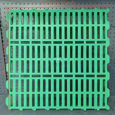 Heavy-duty plastic slatted flooring for goat and sheep pens, 100% drainage, easy to clean