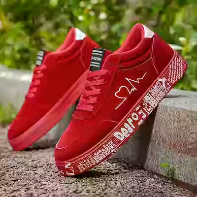 Men’s Low-Top Fashion Skate Shoes with Printed Soles