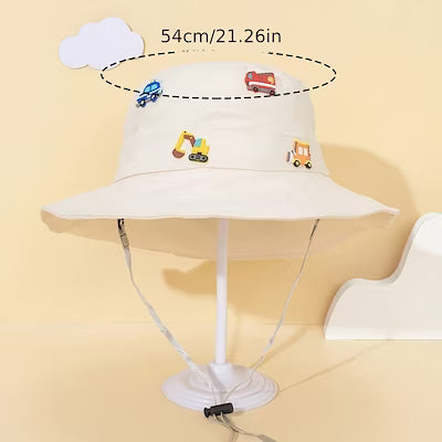Classic flat-top basin hat for boys in adjustable sizes