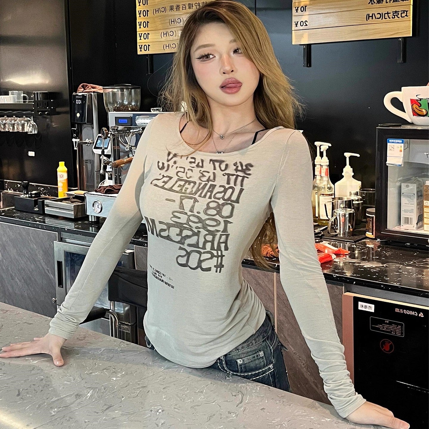 Retro Letter Print Long Sleeve Top – Slim Fit, Light Khaki