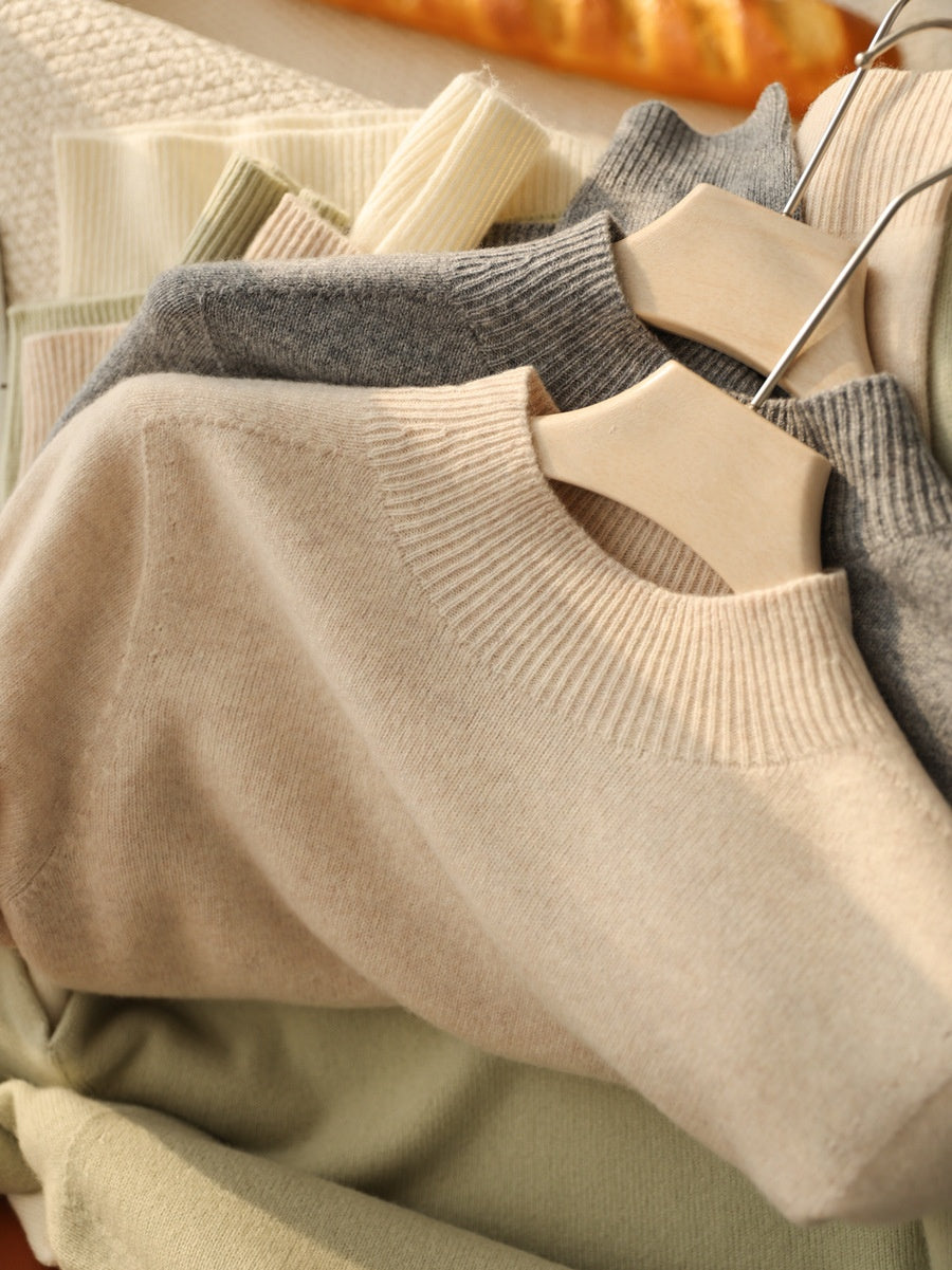 Wear Everywhere Versatile Seamless and Extra Thick Wool Knit Sweater