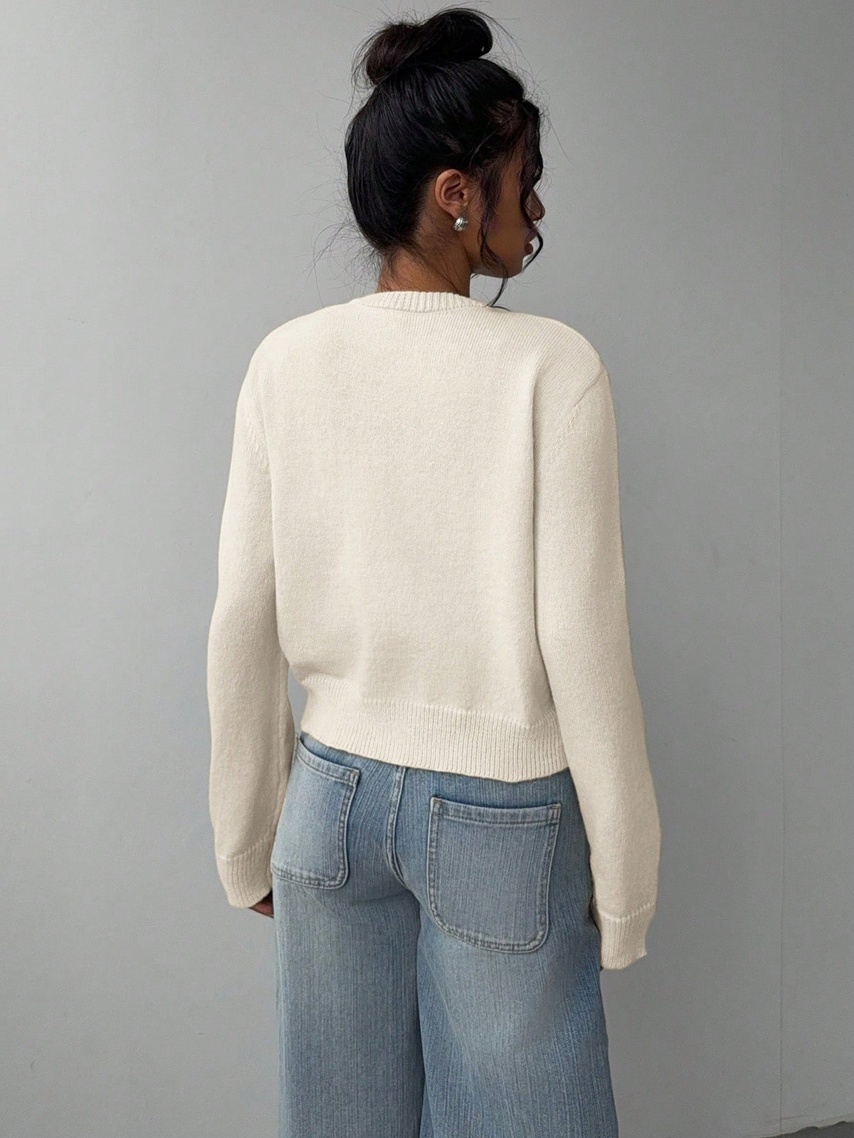 Chic Long Sleeved Knitted Cardigan Fashion Slim Solid Color Short Sweater for Women Clothing