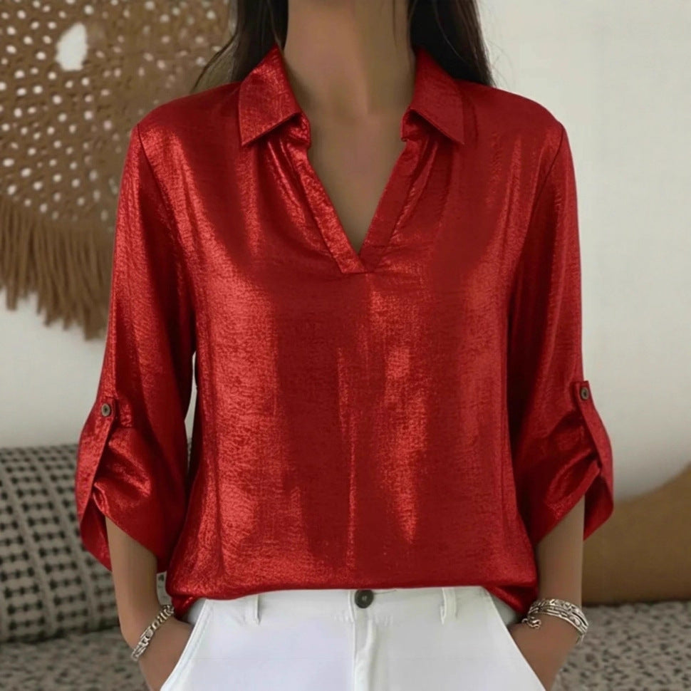 Loose-fit Womens Gold-foil V-neck T-shirt With Pocket