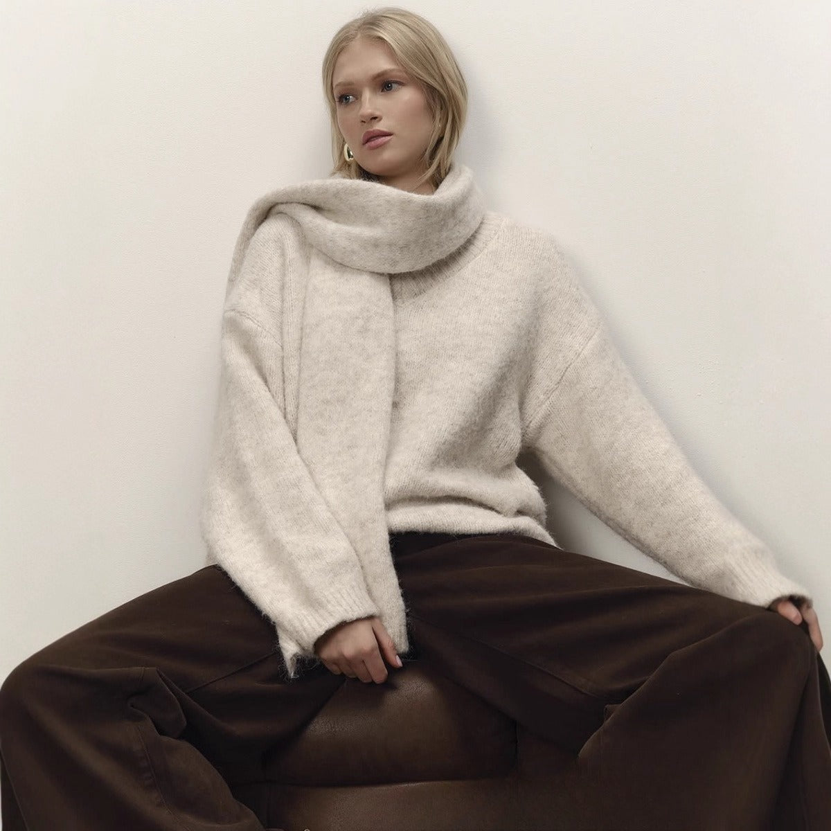 Loose and Idle Knitted V-neck Fashionable All-match Pullover Sweater