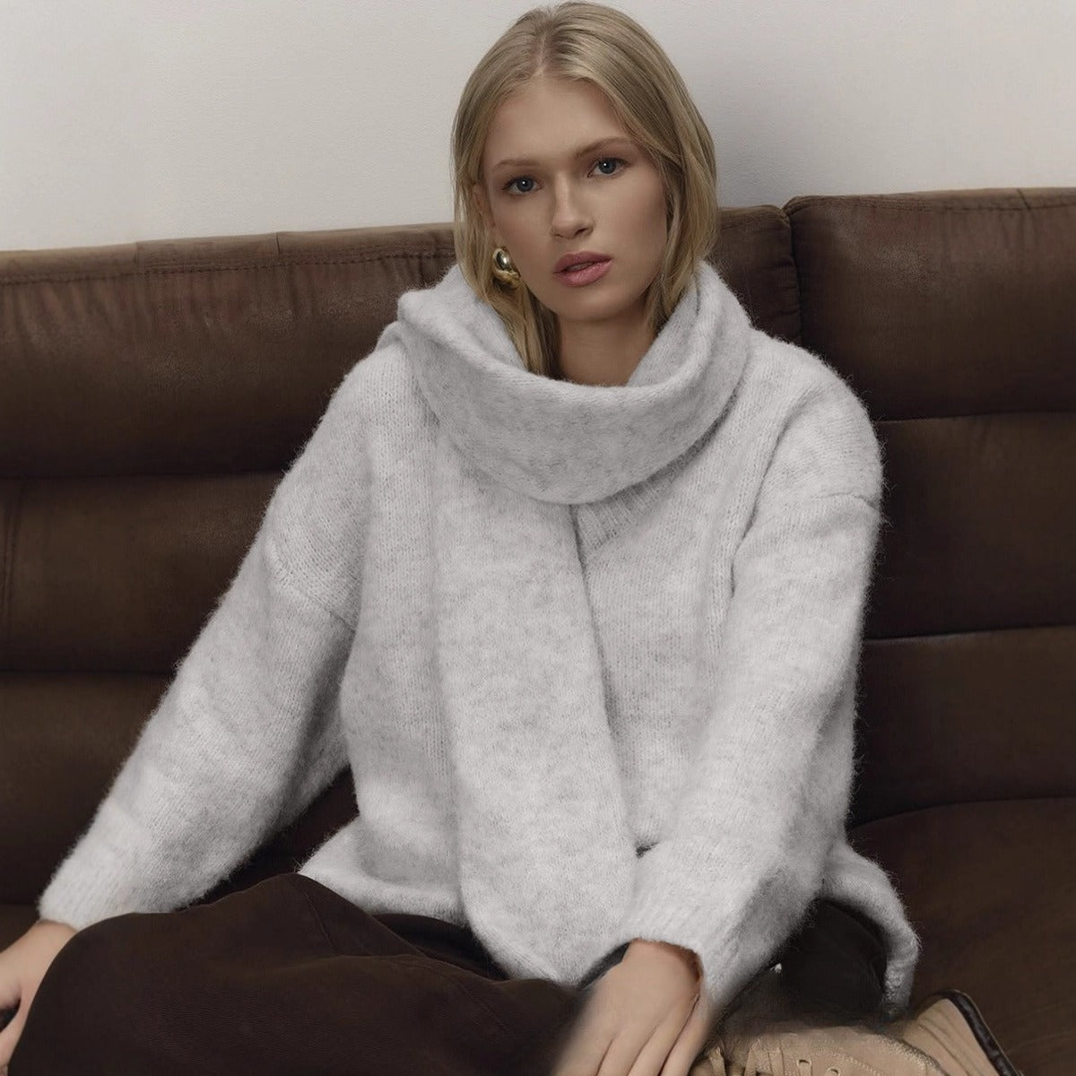 Loose and Idle Knitted V-neck Fashionable All-match Pullover Sweater