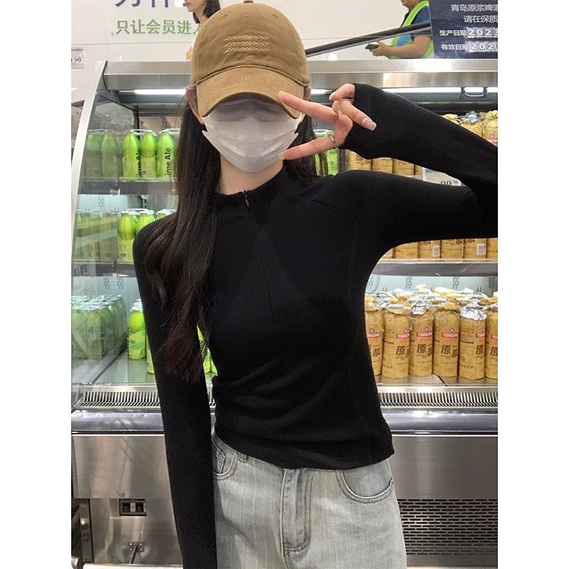 Slim-Fit Gray Turtleneck Long Sleeve Thermal Tee