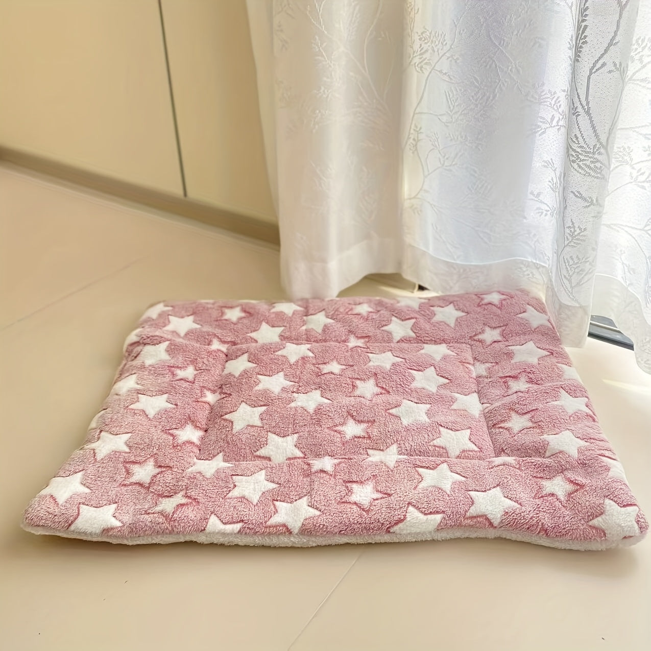 Cozy Pet Mat Soft, Thickened Plush Pet Mat | Cozy All-Season Pet Sleeping Mat for Cats & Dogs, Machine-Washable, Durable Polyester, Star Patterned Design