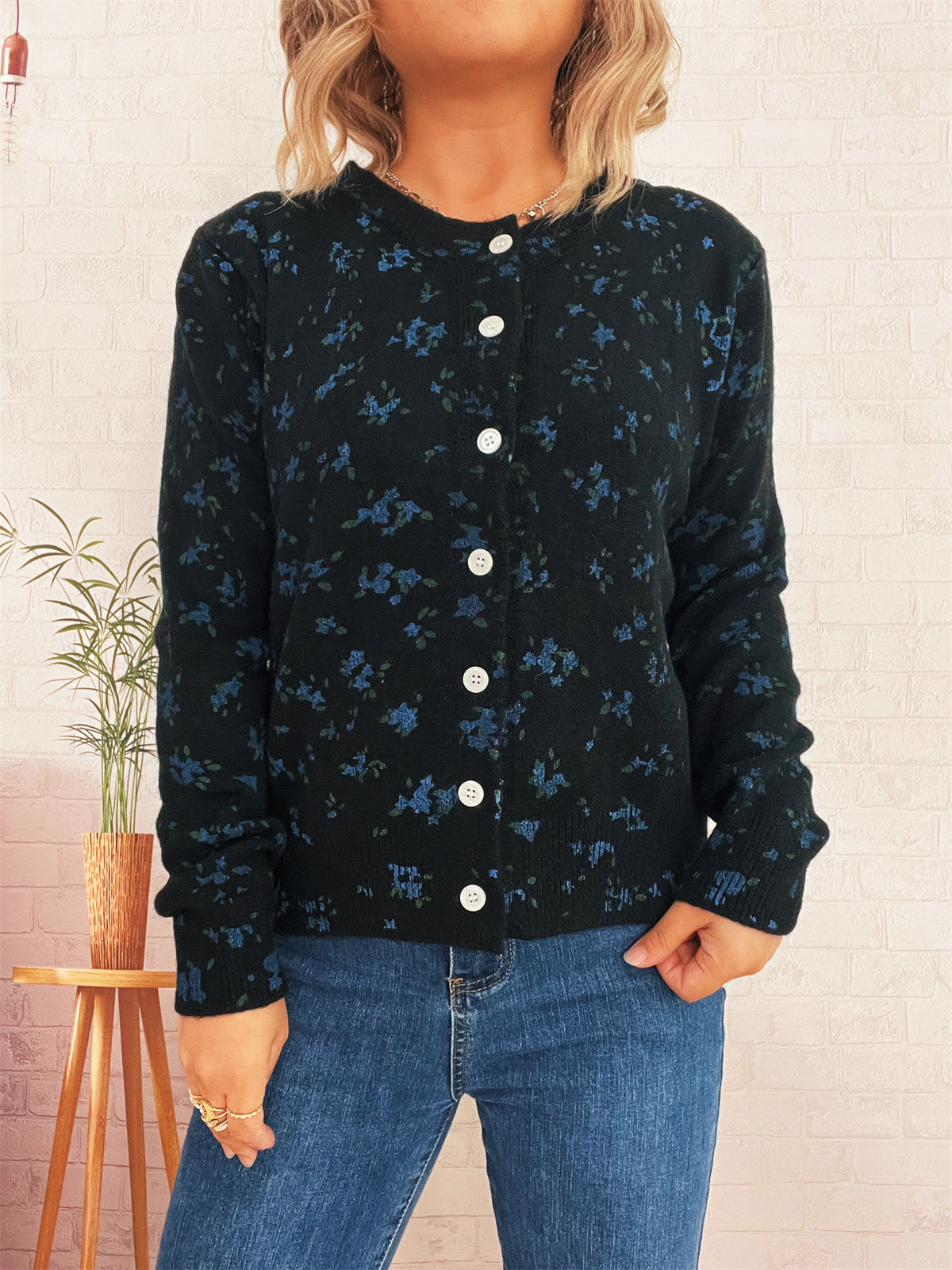 Simple Flower Print Cardigan Commuter Round Neck Knitted Sweater