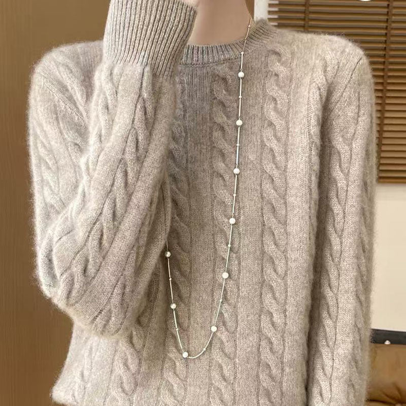 Loose and Sweet Cable-knit Crewneck Sweater