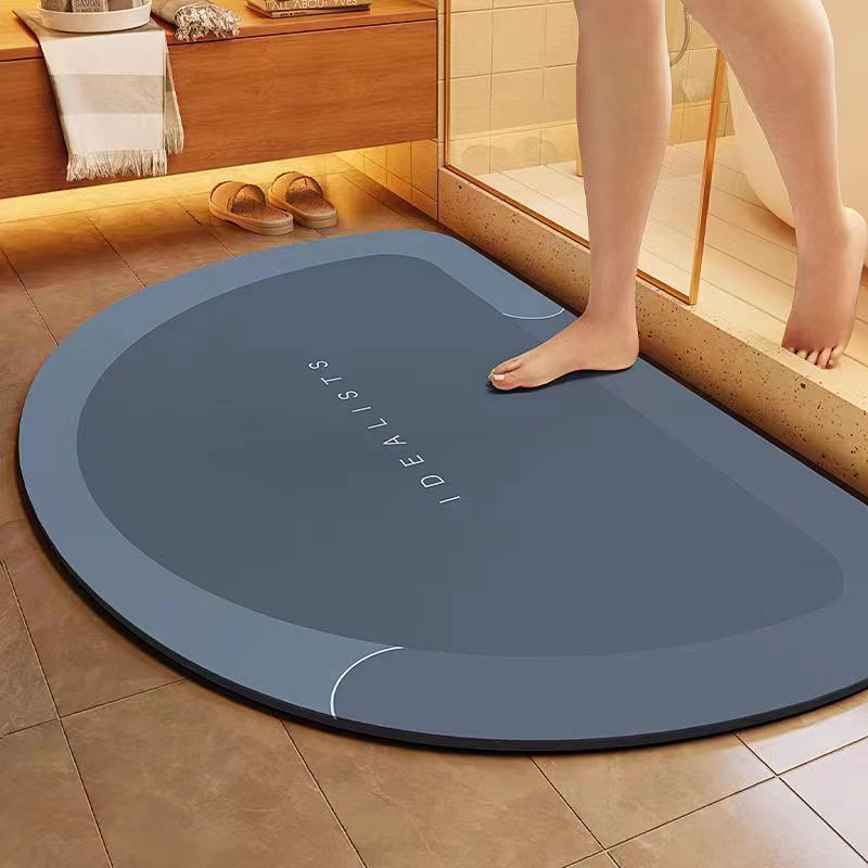 Minimalist Diatomaceous Earth Bathroom Mat for Quick Water Absorption and Drying
