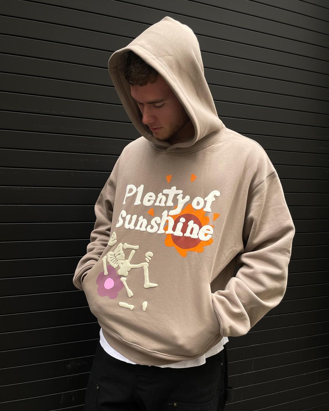Edgy Graffiti Skull Print Fleece Hooded Sweatshirt