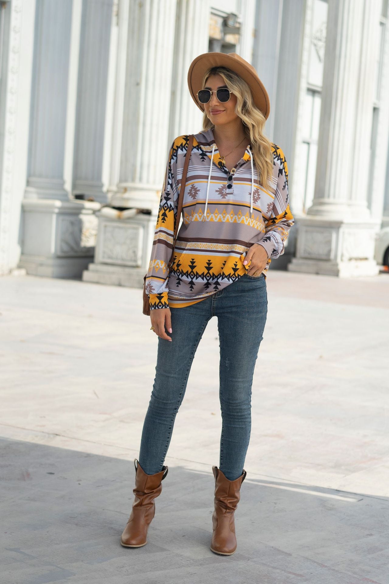 Geometric Pattern Long Sleeve Hooded Pocket Sweatshirt