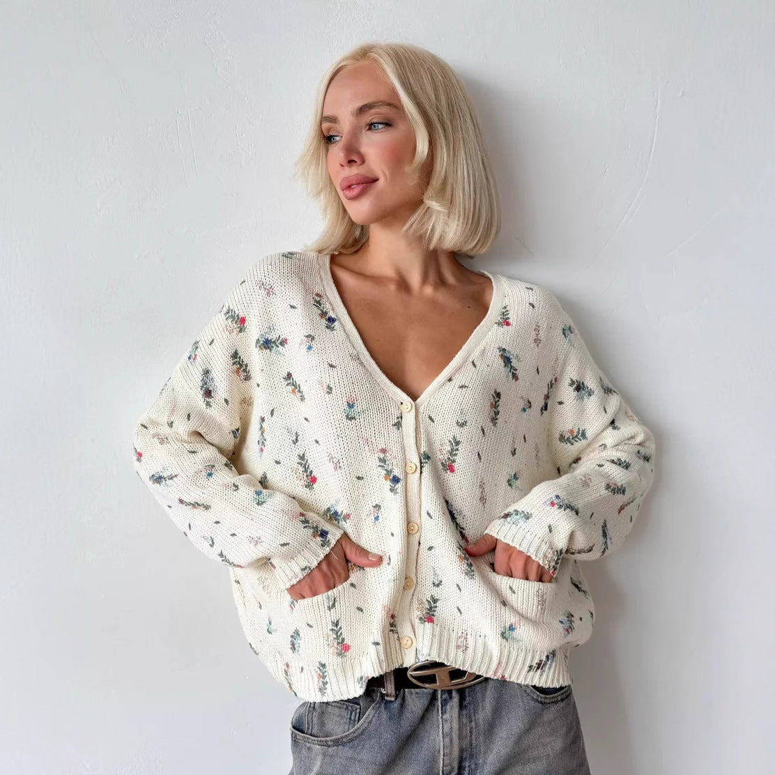 Women's Casual and Relaxed Color-block Knitted Cardigan